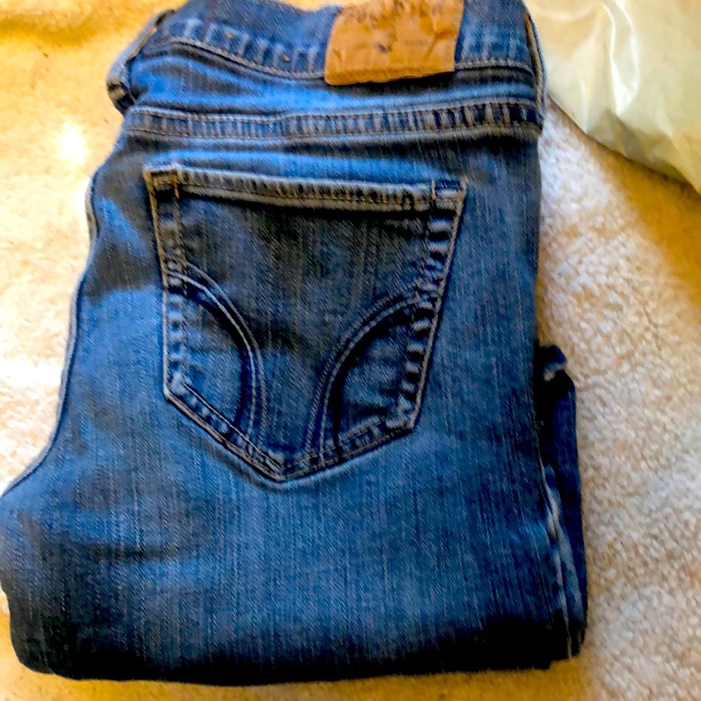 Hollister jeans 26,31 females